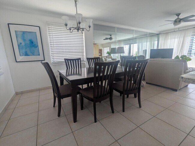 Photo - 220 Kings Point Dr Unit 501