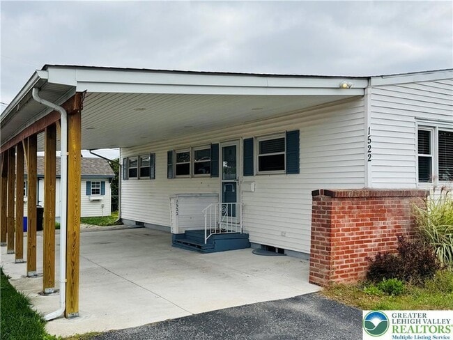 Photo - 1522 Elayne St