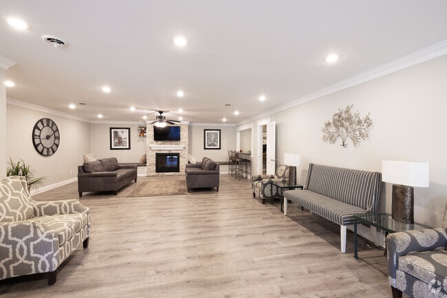 Interior Photo - Hollandale Apartments