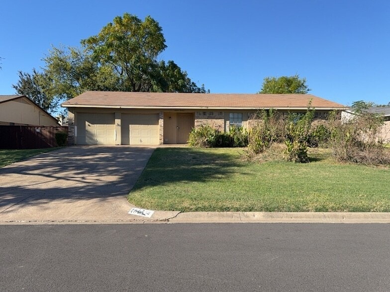 Photo - 1613 Edgehill Rd