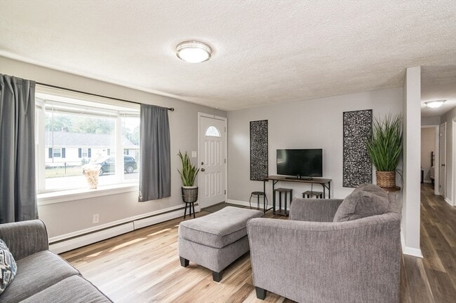 Photo - 60 Gatewood Rd