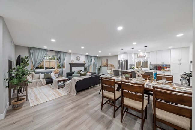 Building Photo - 9827 San Diego St Unit SI ID1465009P