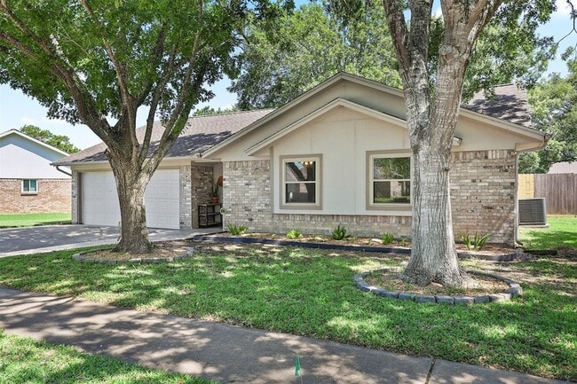 Photo - 1819 Meadow Creek Dr