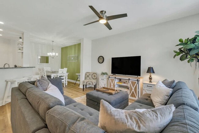 Photo - 35 Moonlight Trail Unit ID1244790P