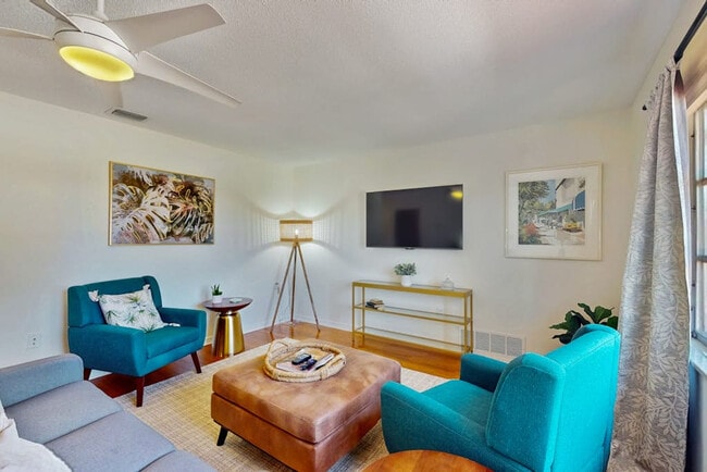 Building Photo - 3314 S Lockwood Ridge Rd Unit SI ID1591367P