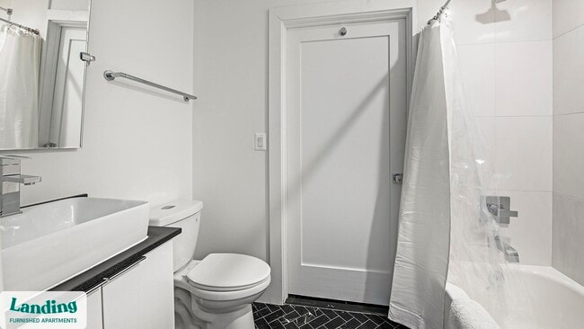 Photo - 3743 12th St NE Unit 6