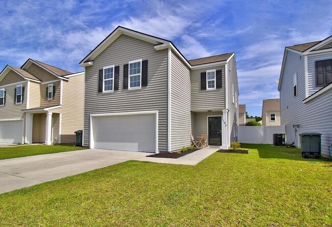 Photo - 143 Davila St