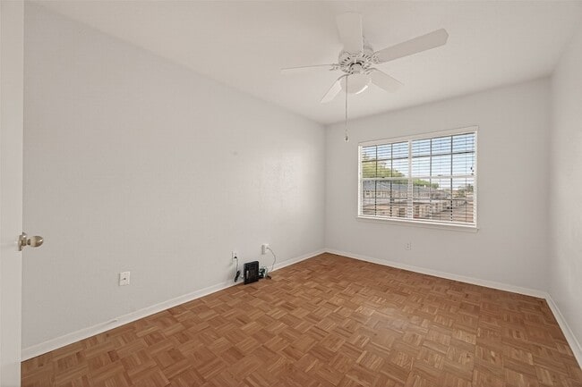 Photo - 6404 Burgoyne Dr. Unit 159