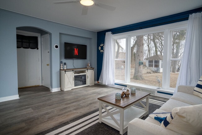 Photo - 139 Cora Ave Unit SI ID1374790P