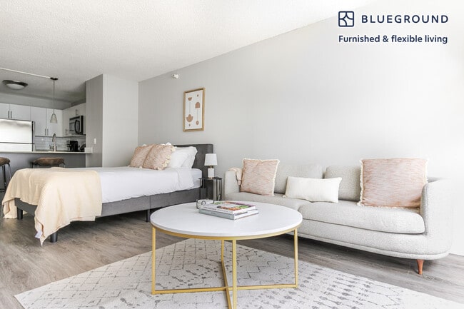 Photo - 180 N Jefferson St Unit FL6-ID1216