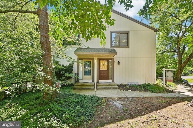 Photo - 5 Dendron Ct