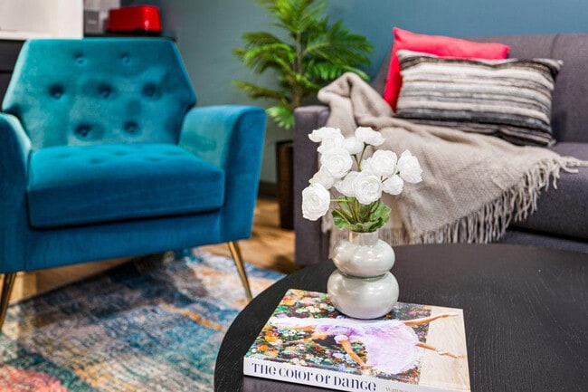 Photo - 611 Commerce St Unit ID1267097P