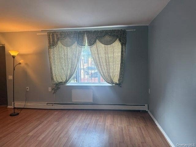 Photo - 1698 Park Pl
