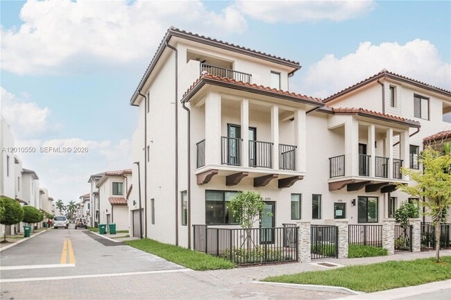 Photo - 8370 NW 49th St