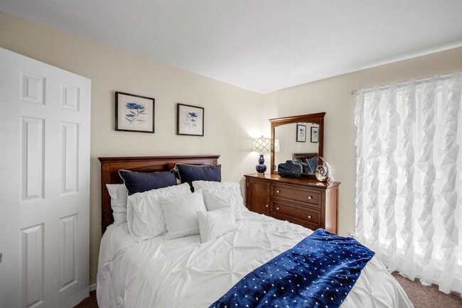 Photo - Summer Trace Apartments