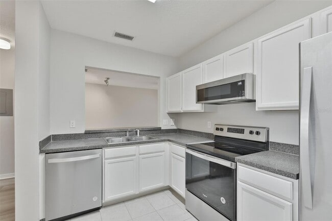 Photo - 6437 Cypressdale Dr Unit 201