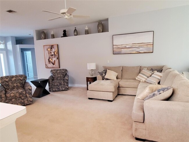 Photo - 1141 Southlake Ct