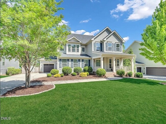 Building Photo - 899 Legacy Falls Dr S