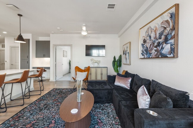 Photo - 1301 Leah Ave Unit SI FL1-ID1499102P