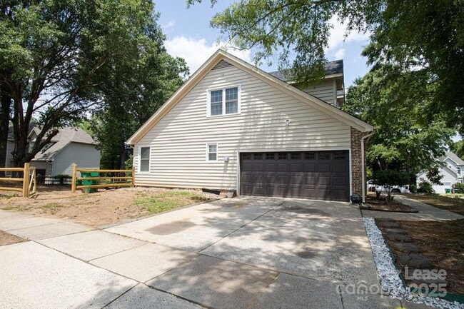 Photo - 14401 Widgeon Ct