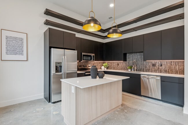 Photo - The Beacon Building