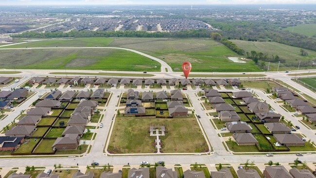 Photo - 410 Gunsmoke Trail