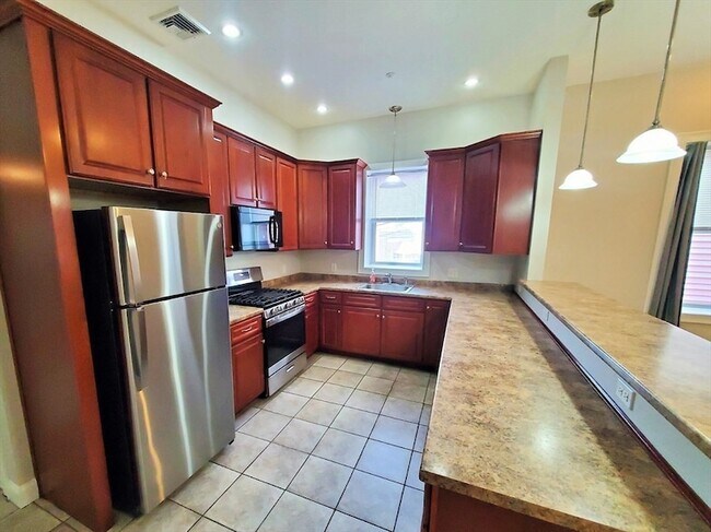 Photo - 37 Central Square Unit 37B