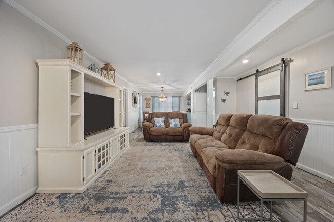 Building Photo - 347 Seabreeze Dr Unit ID1309840P