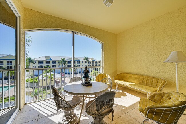 Photo - 304 S Copeland Ave Unit SI FL3-ID1546485P