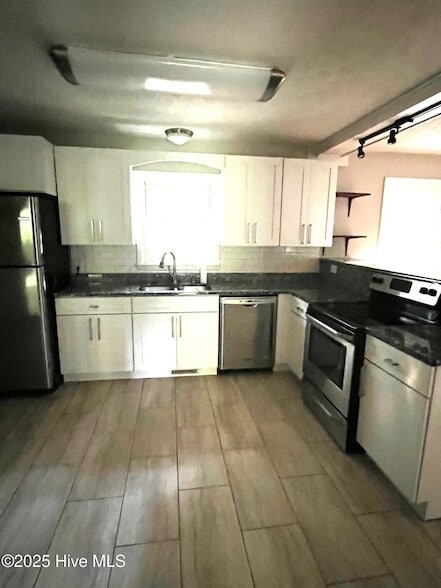 Photo - 510 W Rhode Island Ave