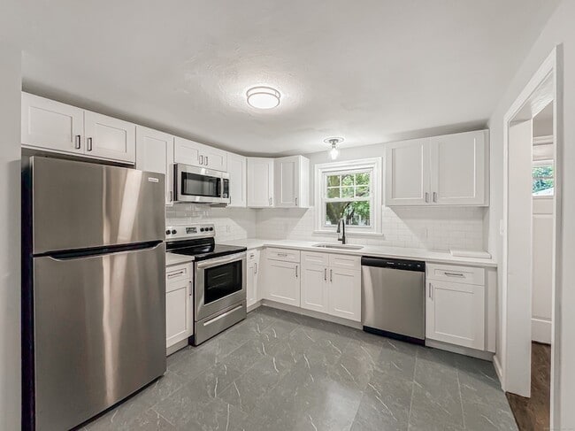 Photo - 85 Cold Spring Cir