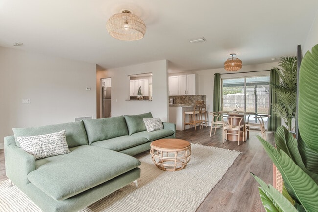 Building Photo - 1816 5th Pl Unit ID1018162P