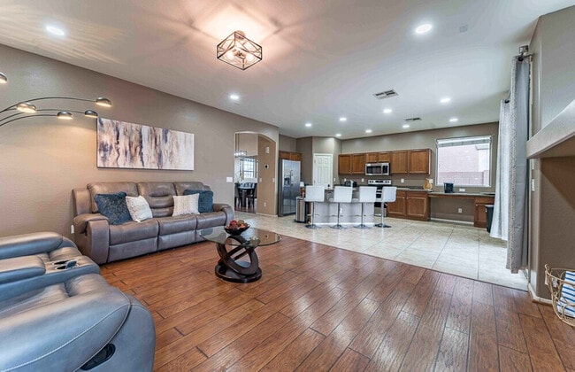 Photo - 1761 N St Francis Pl Unit SI ID1495036P