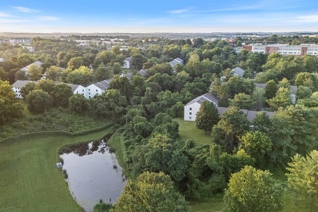 Building Photo - Seneca Place