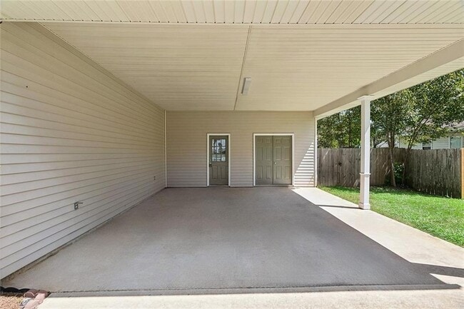 Photo - 1317 Albert St