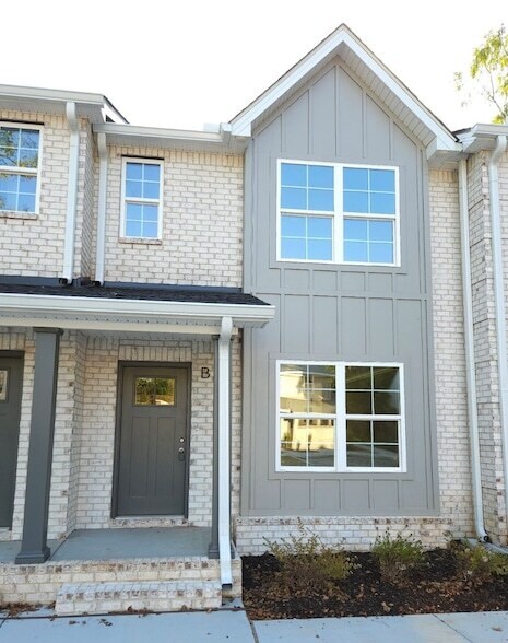 Photo - 609 Fairview Ave Unit B