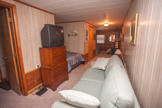 Building Photo - 57219 Island Club Ln Unit ID1255543P