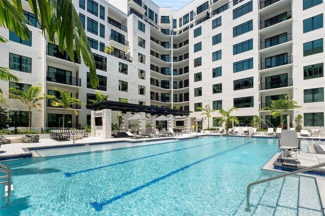 Photo - 1991 Main St Unit Links B1 PH