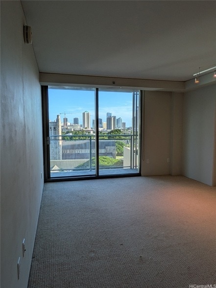 Photo - 1200 Queen Emma St