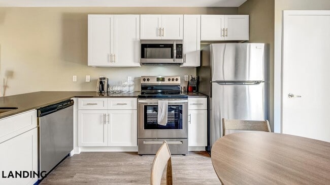 Photo - 5040 Linbar Dr Unit 413