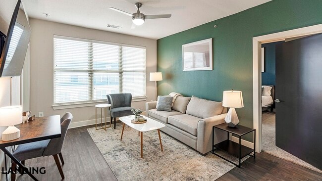 Building Photo - 1415 N Main Ave Unit 2463