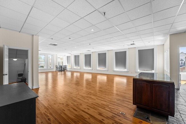 Photo - 44 S Jefferson St Unit Suite 204