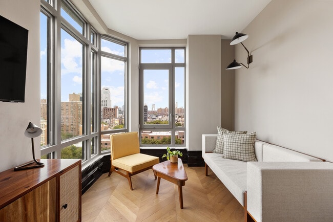 Building Photo - Freeman Residences