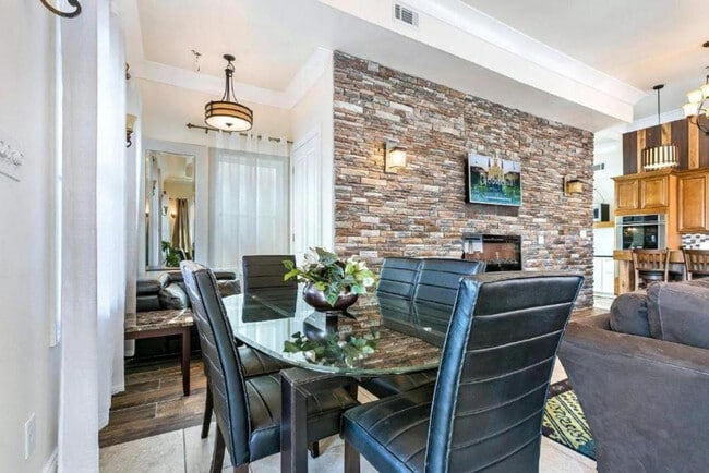 Photo - 1818 Carondelet St Unit SI FL3-ID1269243P