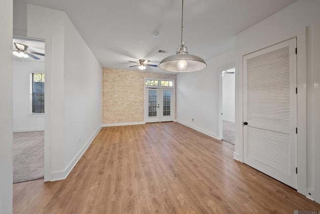 Photo - 255 E Boyd Dr Unit 110