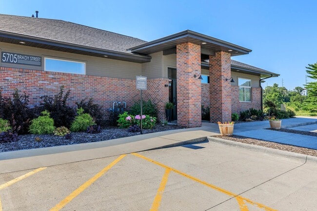 Clubhouse - The Reserve at City's Edge