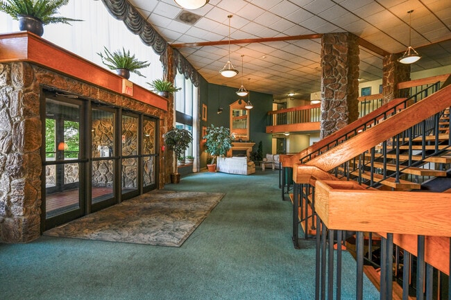 Lobby - Debo Properties - Glen Eagles