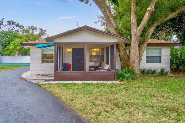 Photo - 10546 53rd Ave N Unit ID1381347P