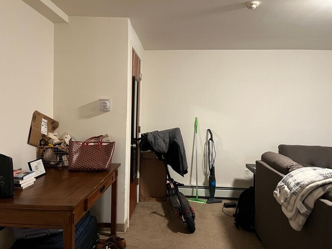 Photo - Edgecliff Apartments