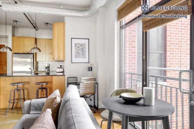 Photo - 1425 P St NW Unit FL5-ID107